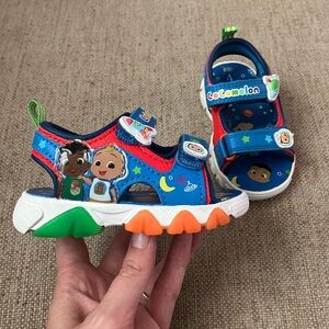 Cocomelon toddler sandals size 4
